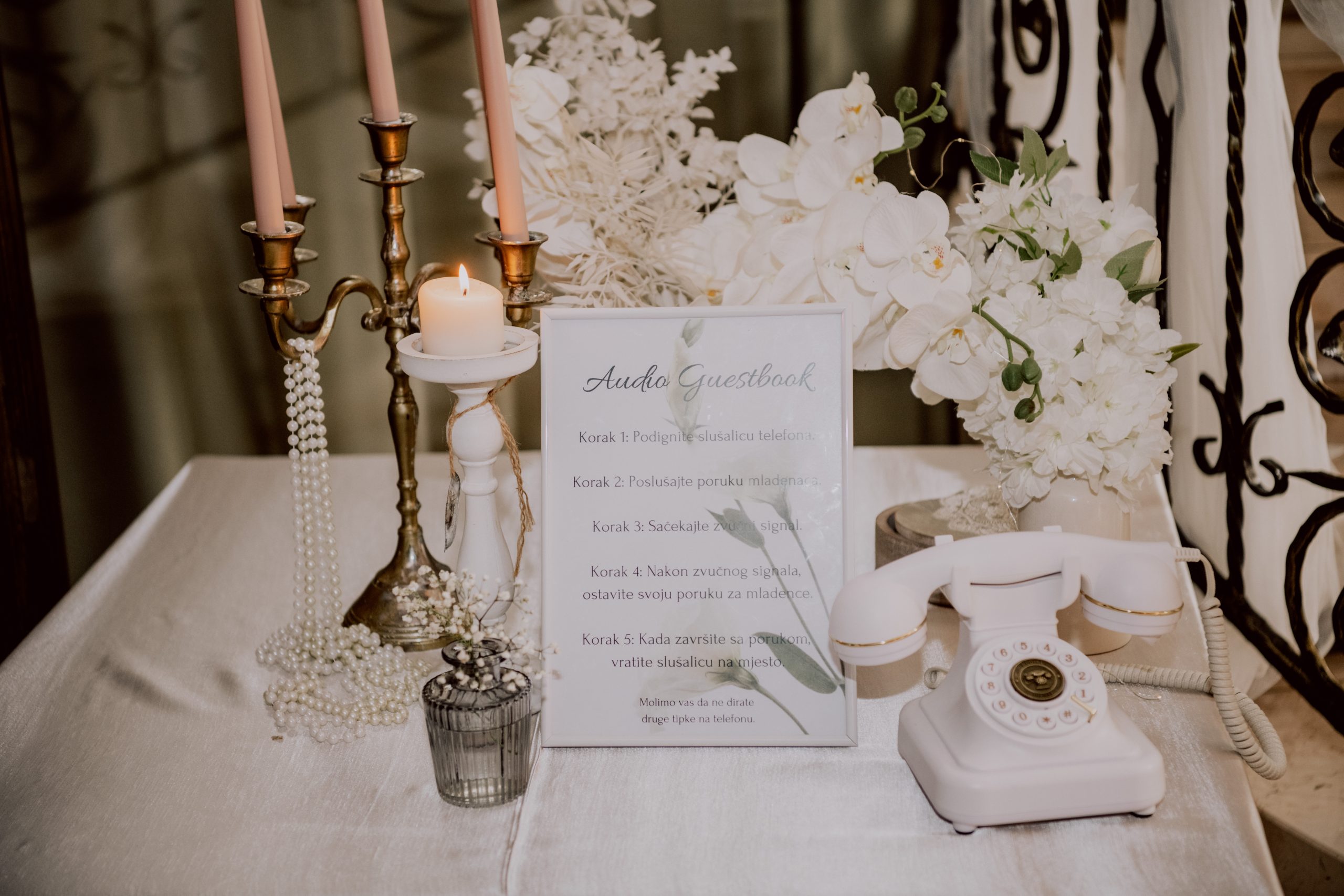 Audioguestbook